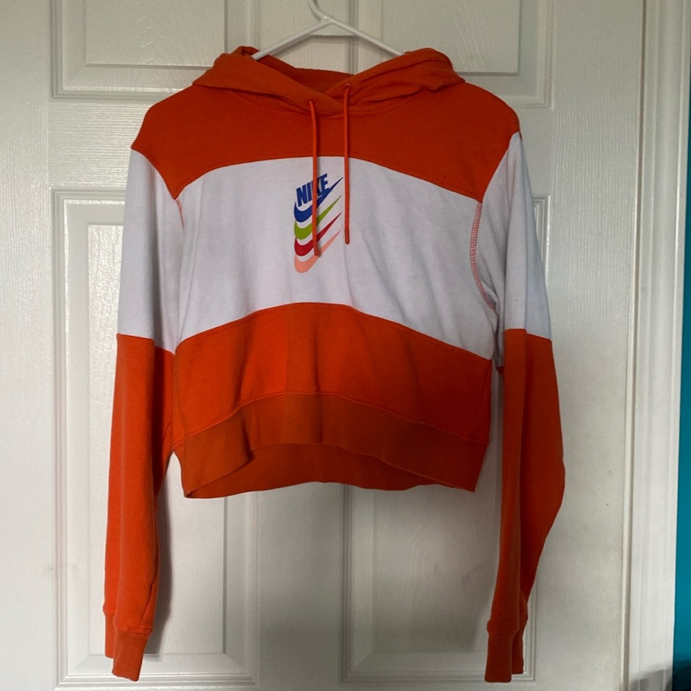women’s nike cropped hoodie